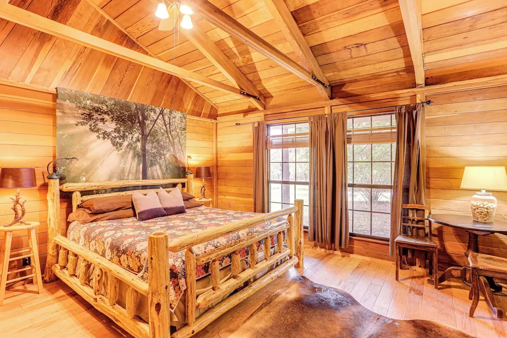 Tumbling Shoals Cabin < 1 Mi to Beaches & Boating!
