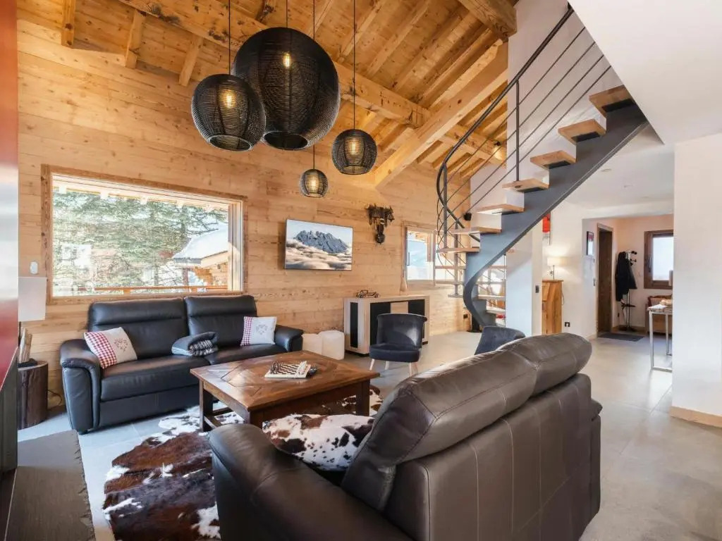 Chalet 4★, 12 pers, 5 chambres, terrasses ensoleillées, navette à proximité - FR-1-304-270
