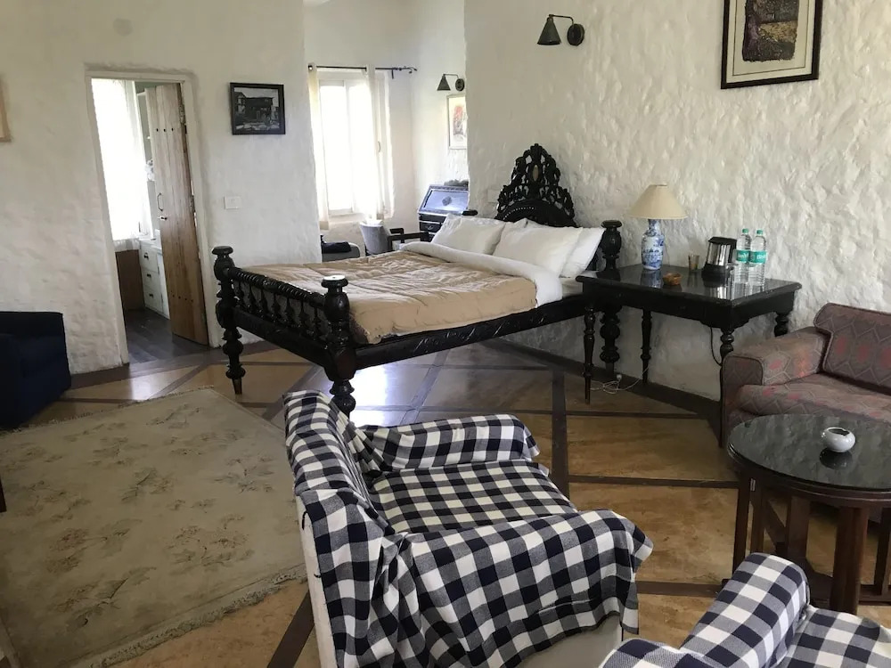 Two Chimneys - Pura Stays