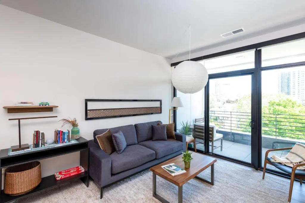 Flexhome East Side 1BR E2 - Brady St, Balcony, & Lounge