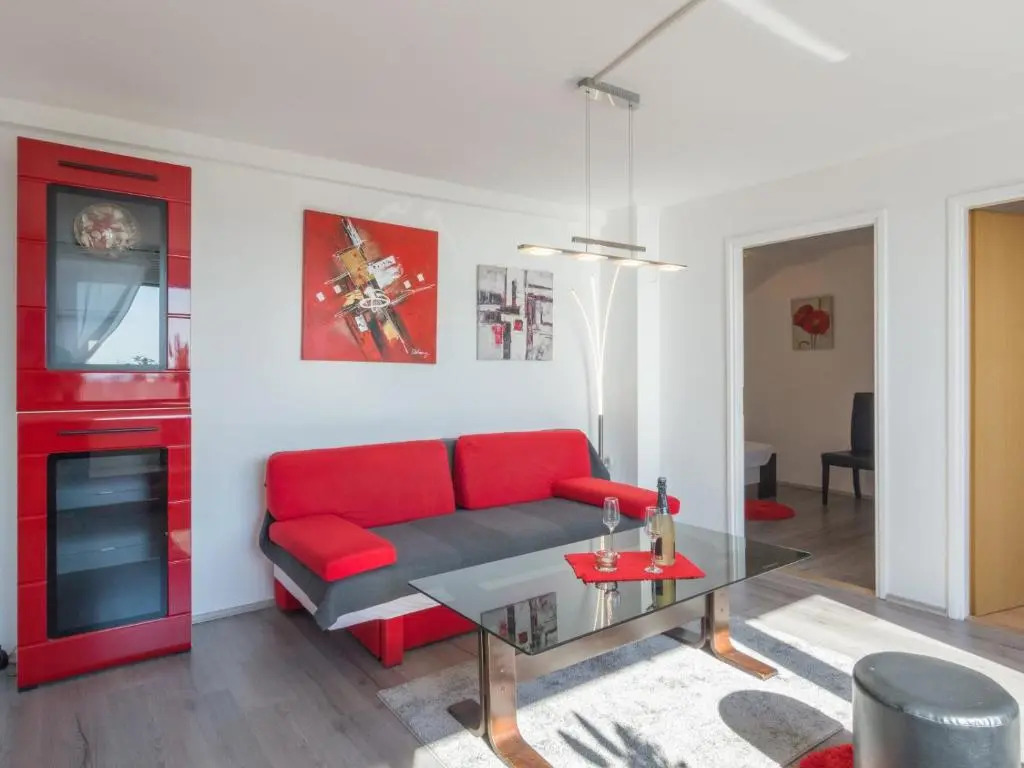 Crowonder Lucky Holiday House with Pool and Patio 30 meters from the Beach
