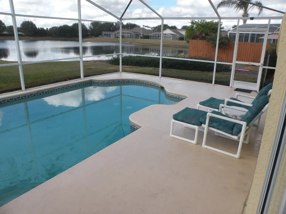 Lake View Villa- 5-bed Sleeps 10- Near Disney