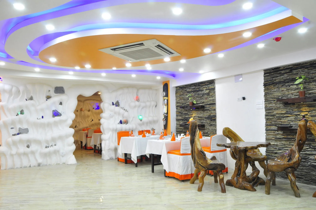 Royal Penguin Boutique Hotel & Spa