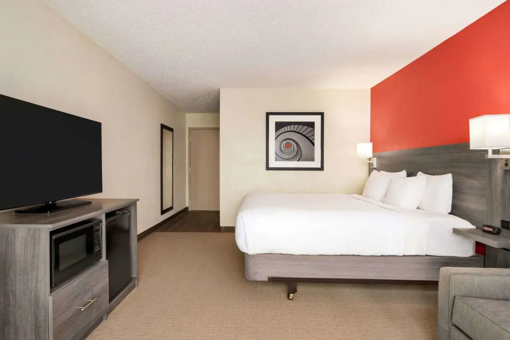Ramada by Wyndham Tucson Airport