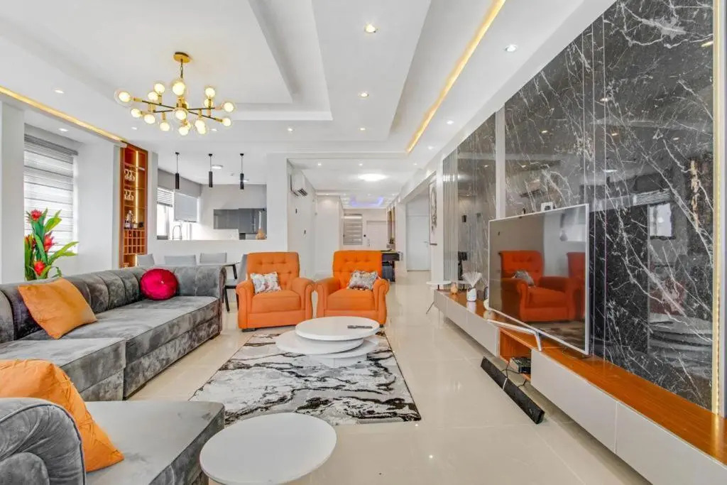 Luxury 3 bedroom waterfront apartment Lekki phase1