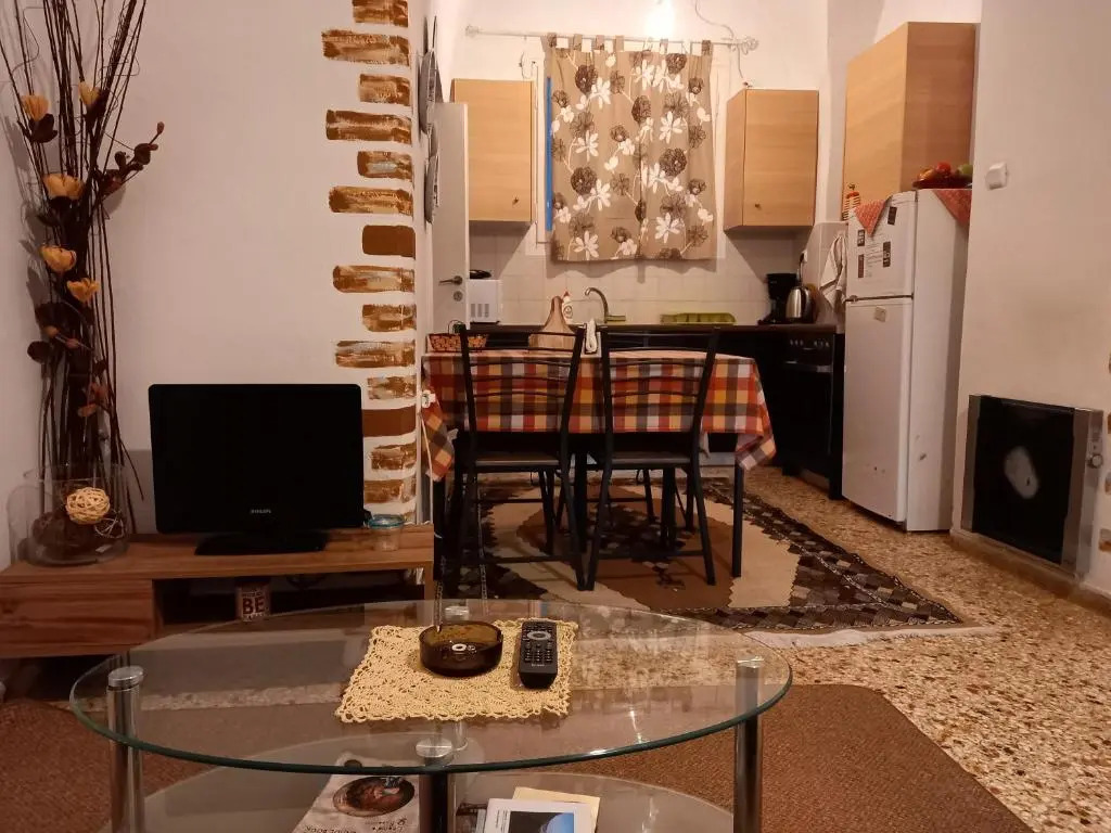 Effis apartment KAMARA curved house