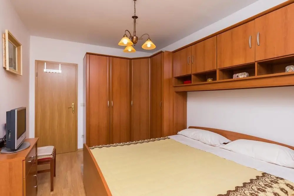 Apartment Jele