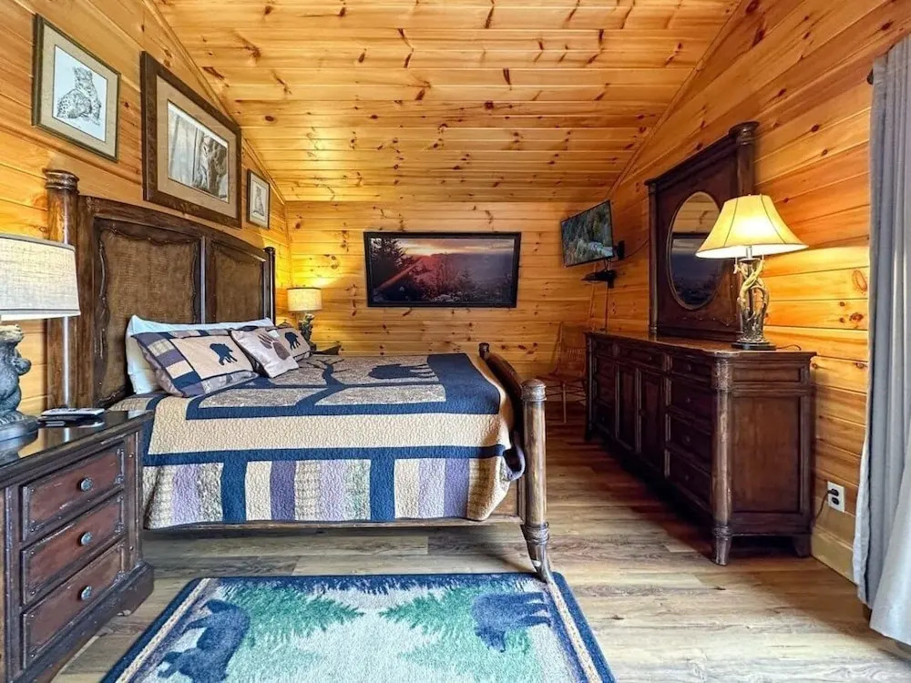 Smoky Mountain High 8 Bedroom Chalet by RedAwning
