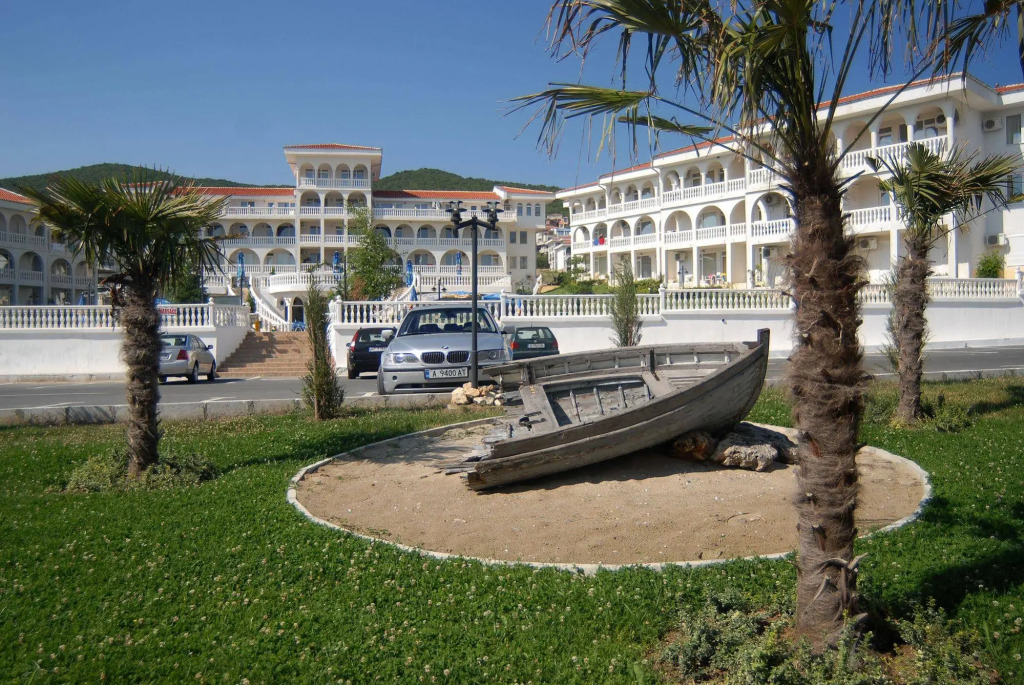 Lazur Holiday Apartments