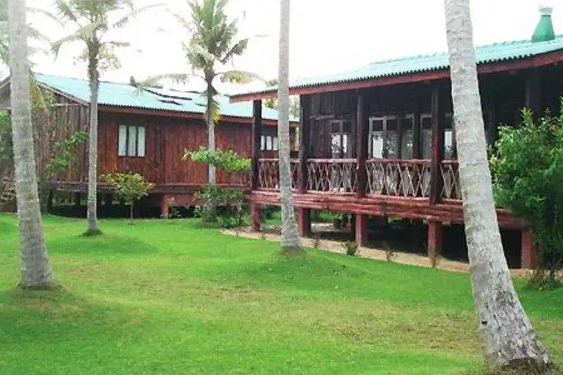 Owinka Lake Resort