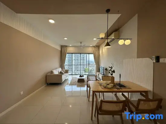 Serene Suites in Jelutong