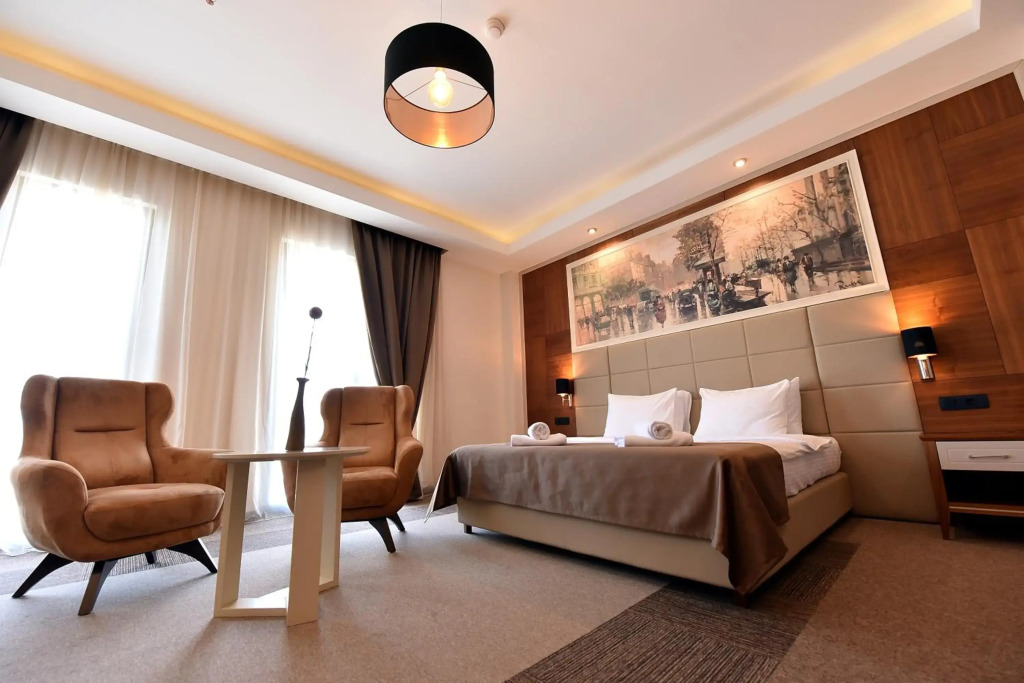 Hotel Lazaro