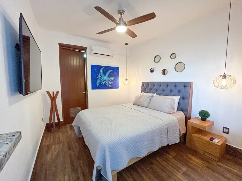 Marvelous Las Palmas Apartments Pool