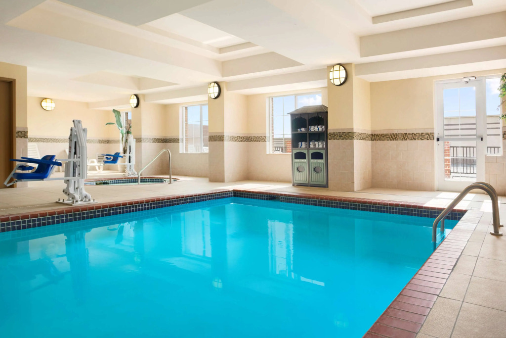 Country Inn & Suites by Radisson, Conway, AR