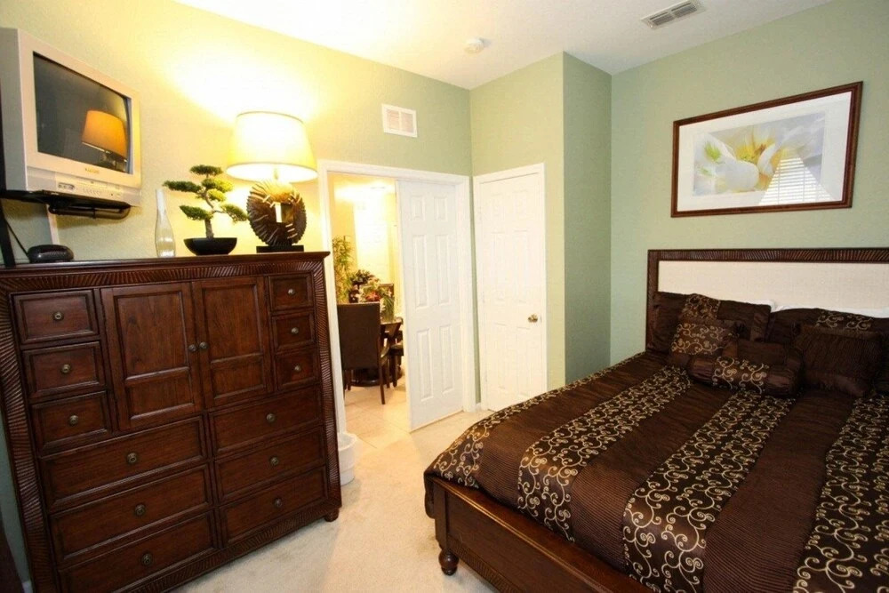 Penthouse 3 Bedroom 2 Bath Condo