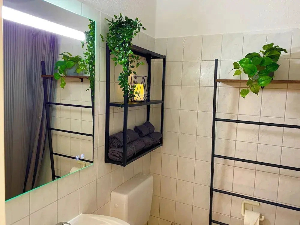 Business & Tourist Apartment mit Balkon
