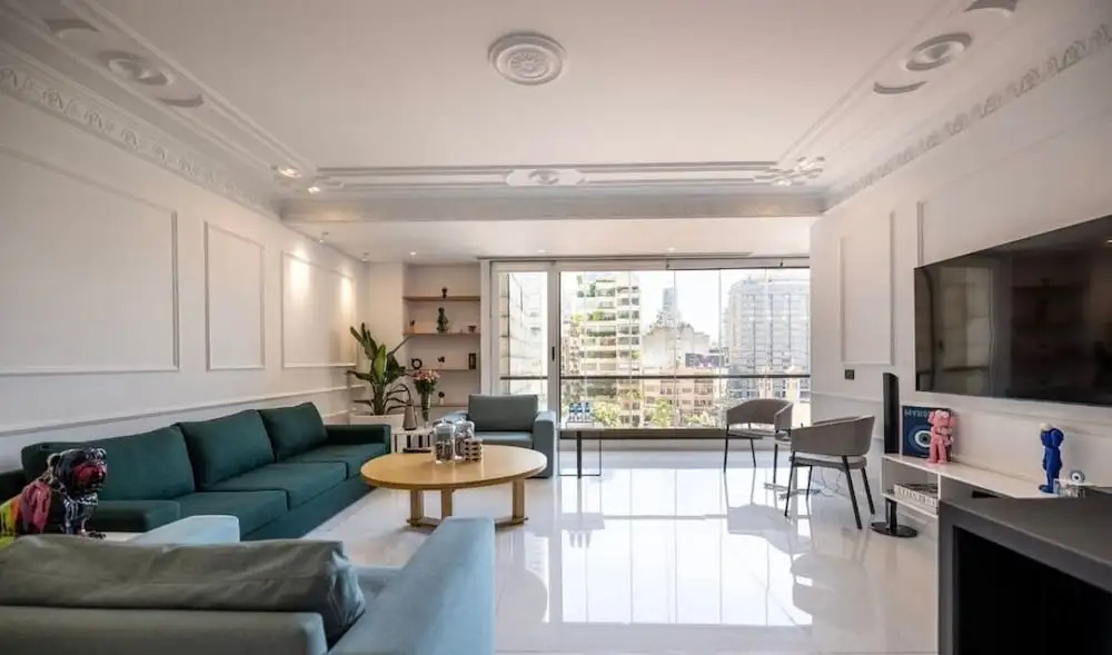 Monot Suites