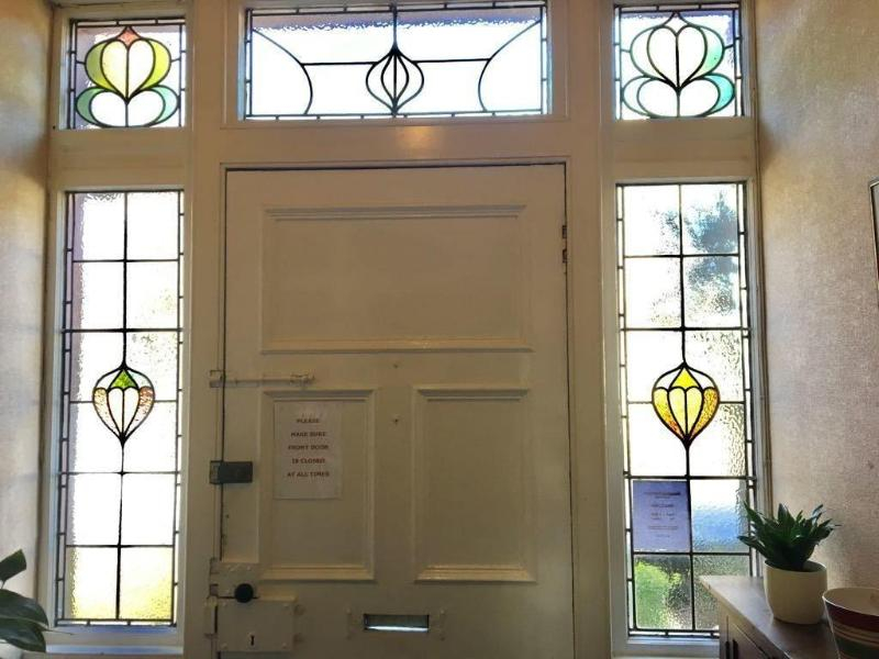 Ravenswood House