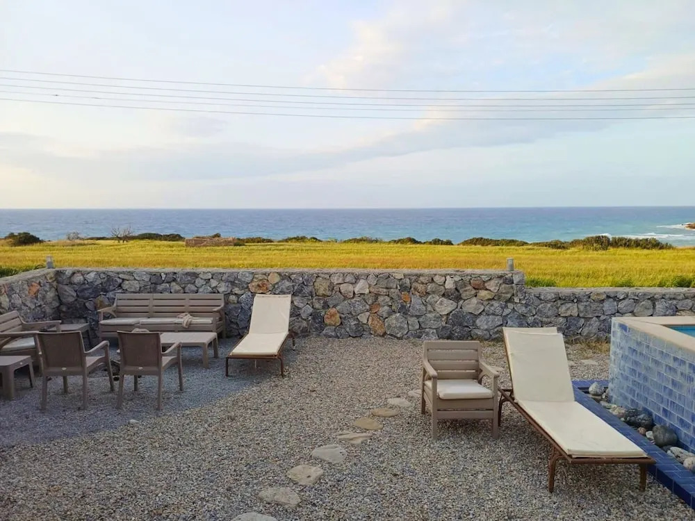 Luxurious Villa With Breathtaking Seaview