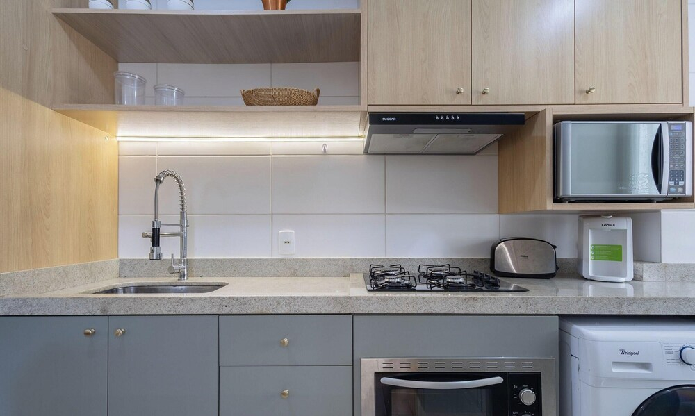 VAC - Beachfront Condo in Itajuba Beach