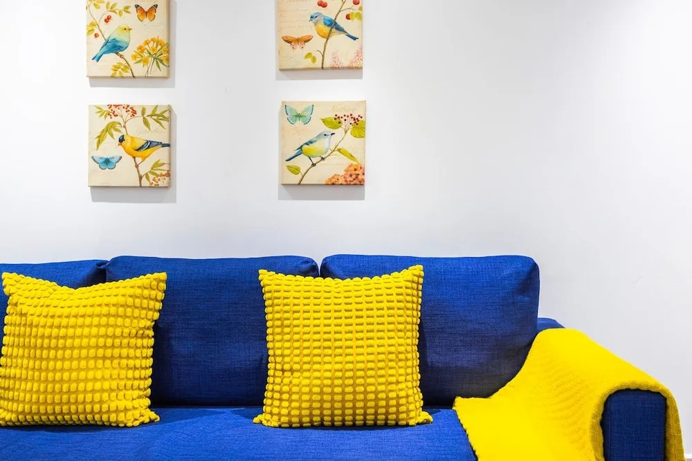 3 Bed 3 Bathroom Flat in Kensington B