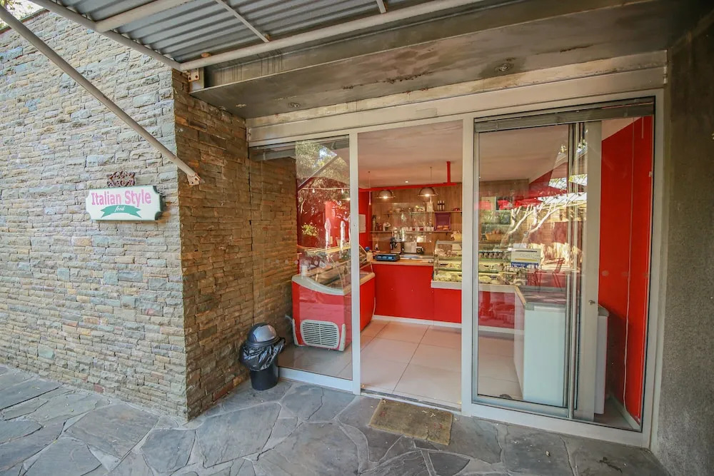 Suite 9 The Village