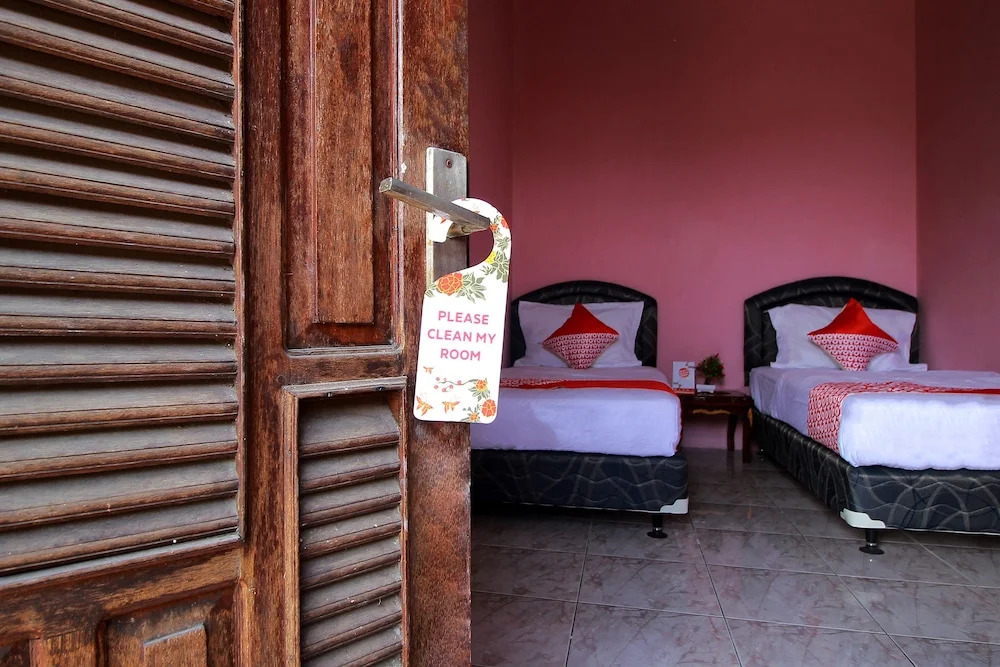 OYO 2838 Hotel Ayu