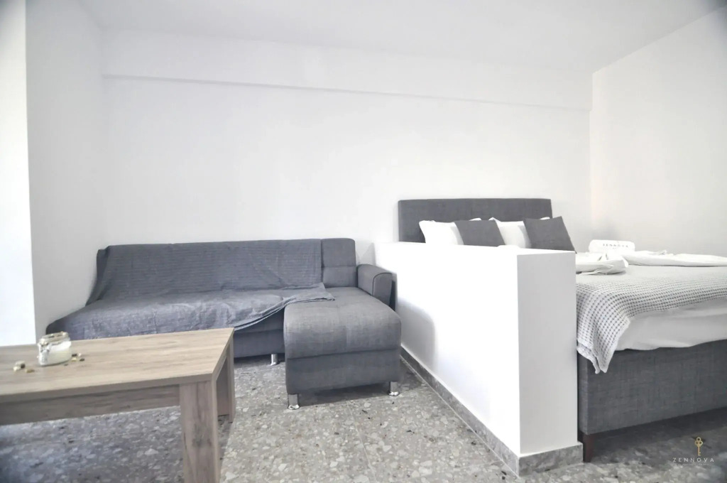 Zennova #28 Sirene Luxury Studio