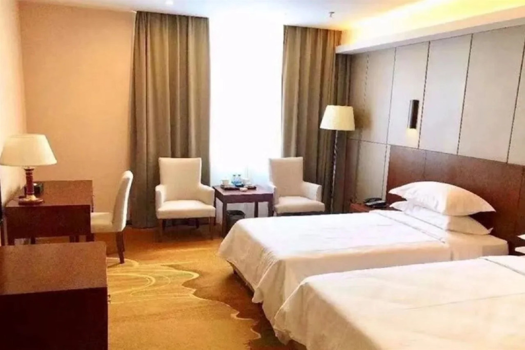 Xinhua Hotel