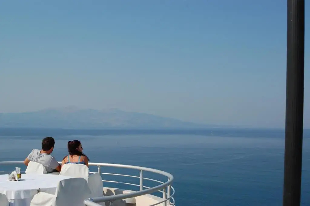Hotel Sea Breeze