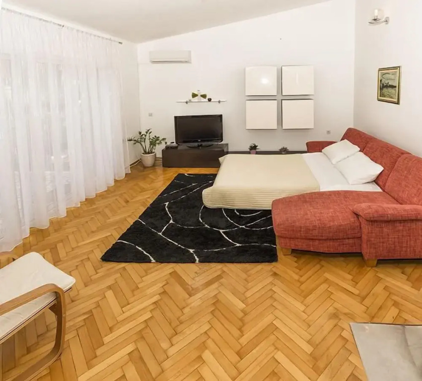 Apartment 1366
