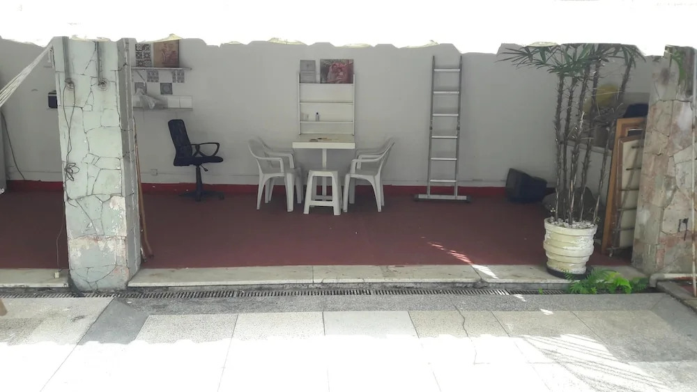Outstanding Master Double Bedrooms Up to 05 People in a Nice Location