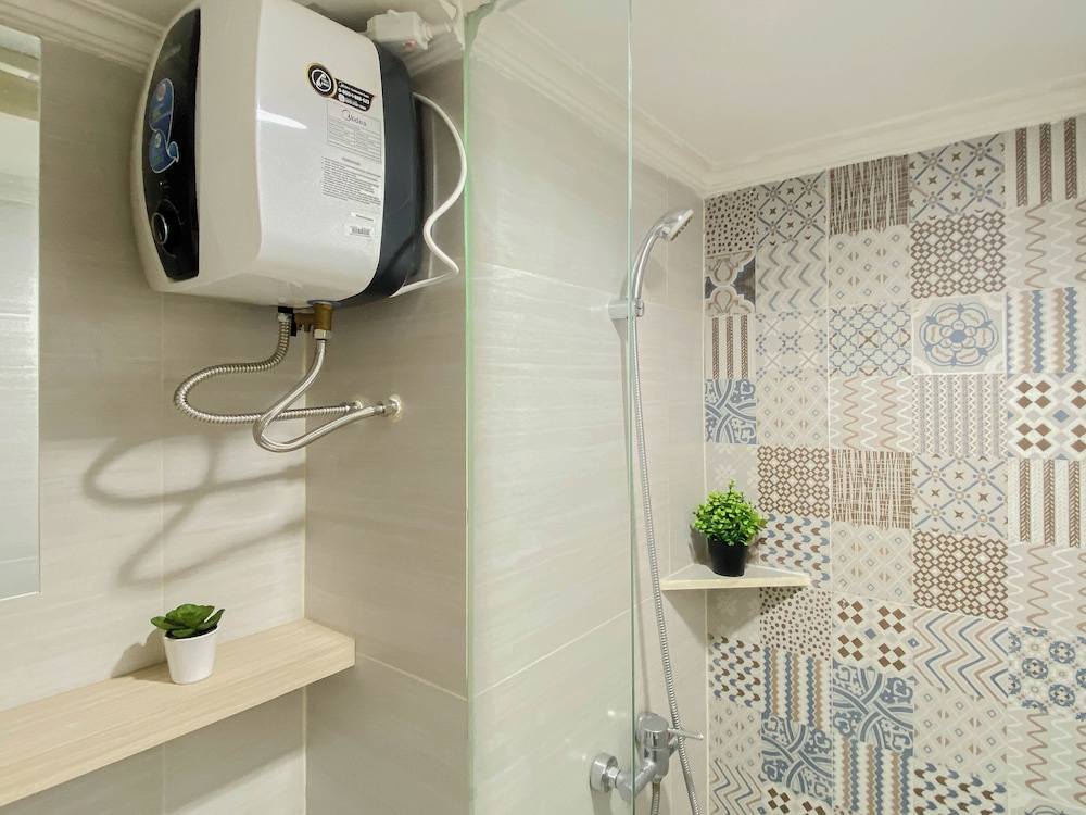 Neat And Homey 2Br For 3 Pax At Podomoro Golf View Apartment