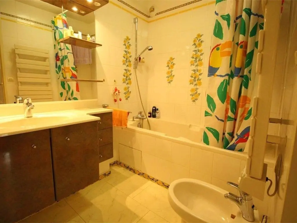 Appartement Bagnères-de-Luchon, 3 pièces, 7 personnes - FR-1-313-171