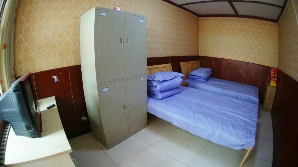 Xining Decuoji Youth Hostel