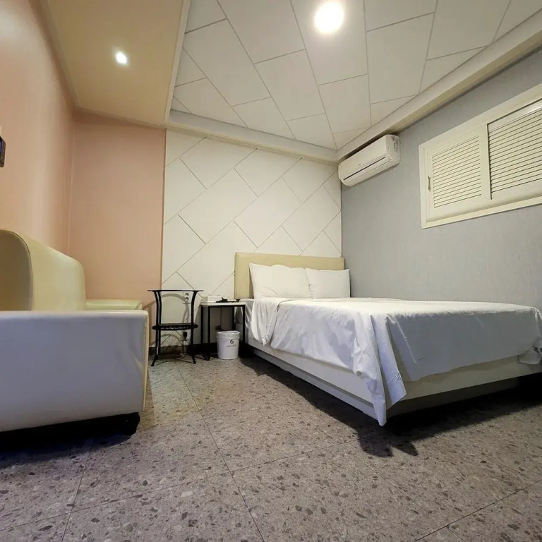SKY Motel