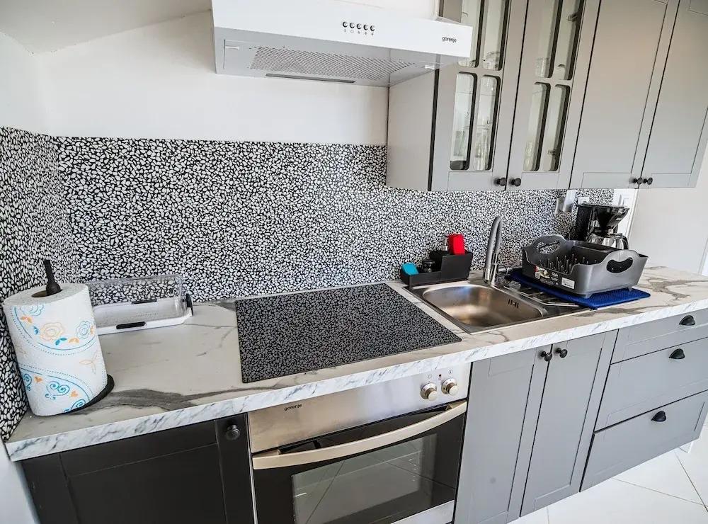Sleek and Stylish Umag Apartments With Sea View