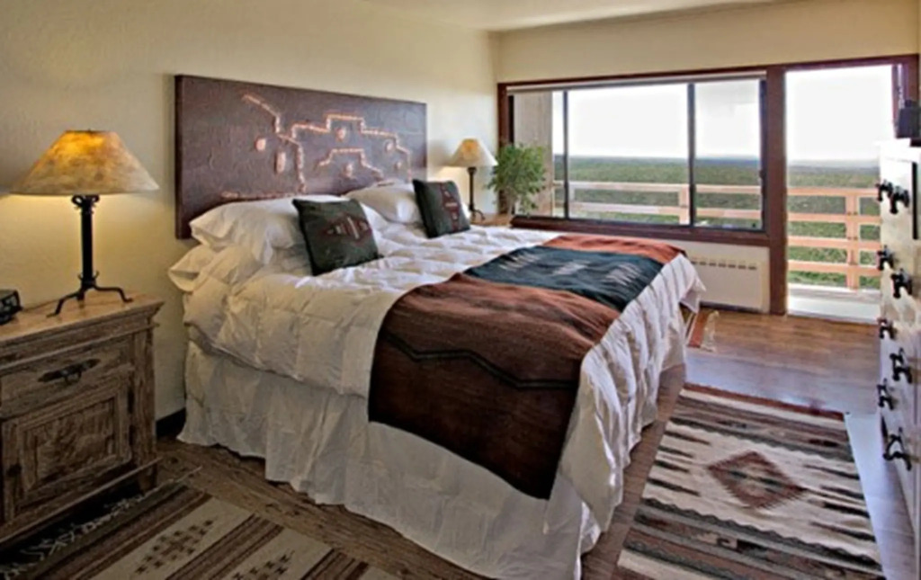 Far View Lodge