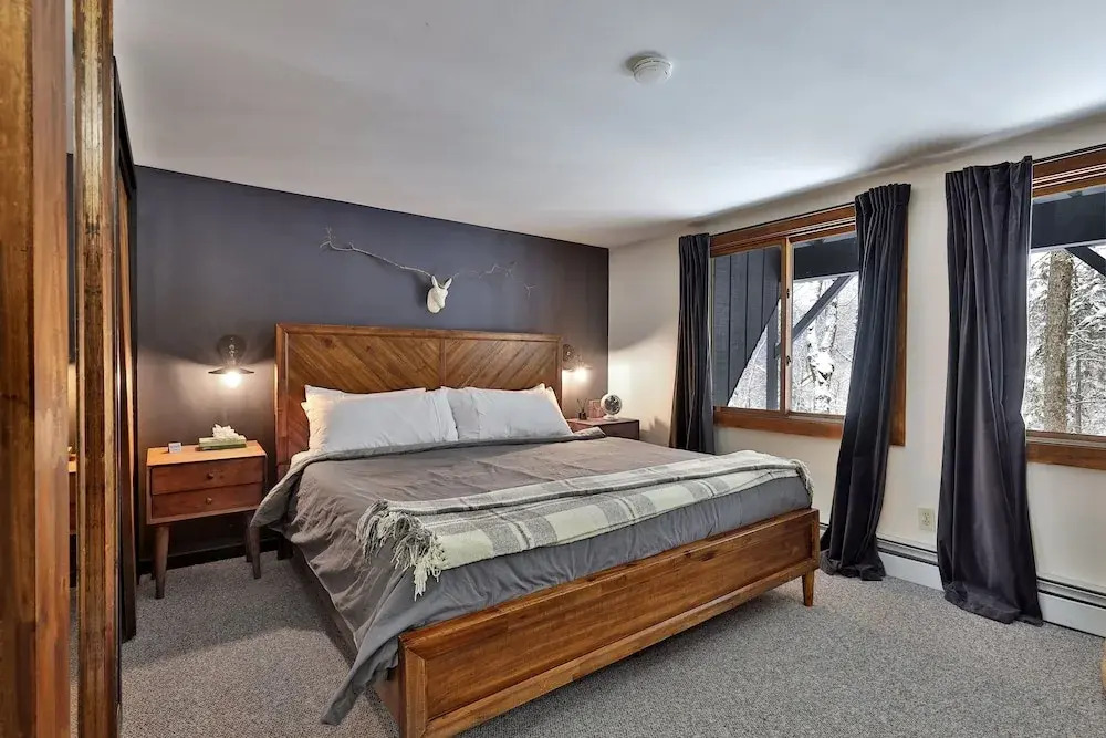 Whitetail Chalet 4 Bedroom Home