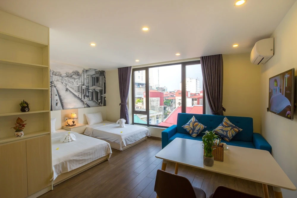 HighEnd Duplex w Balcony Hanoi Old Quarter by Ssens Homes