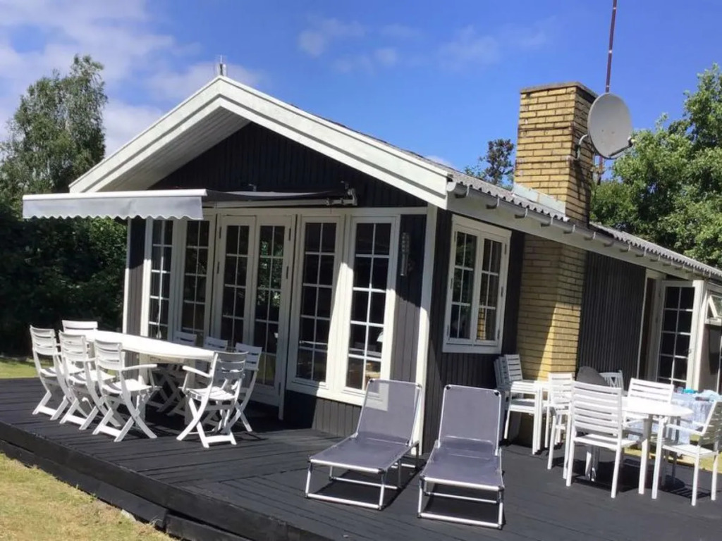 "Tineke" - 200m from the sea in Lolland, Falster and Mon