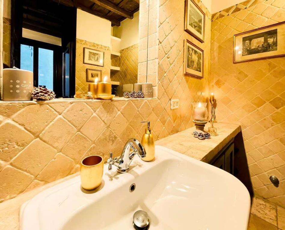 SJR Luxury Apartment Trevi Fountain