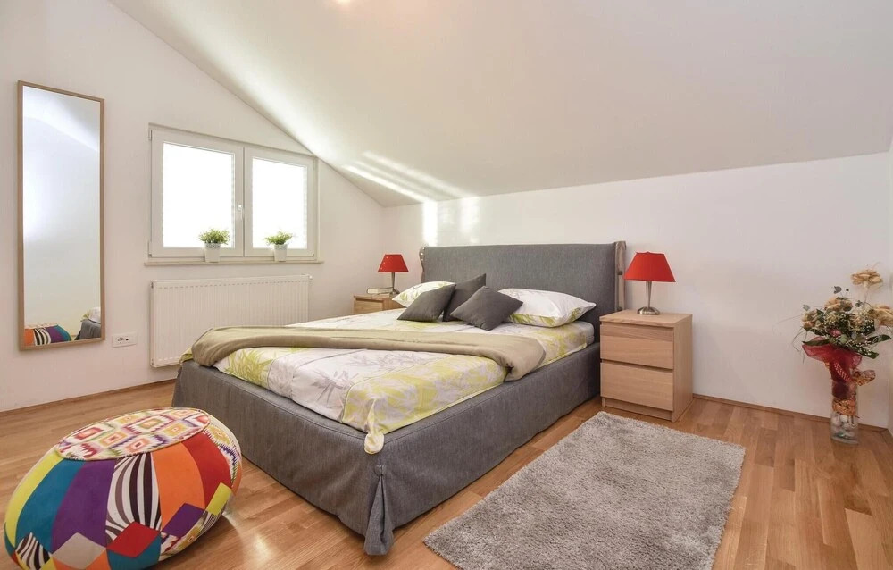 Nice Home in Kastel Gomilica with Hot Tub, WiFi & 3 Bedrooms