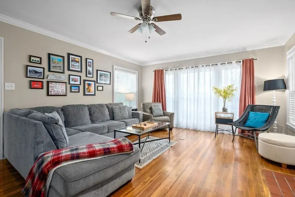 3BD 102 Madison Ter