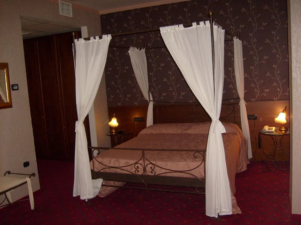 Hotel - Motel Flower