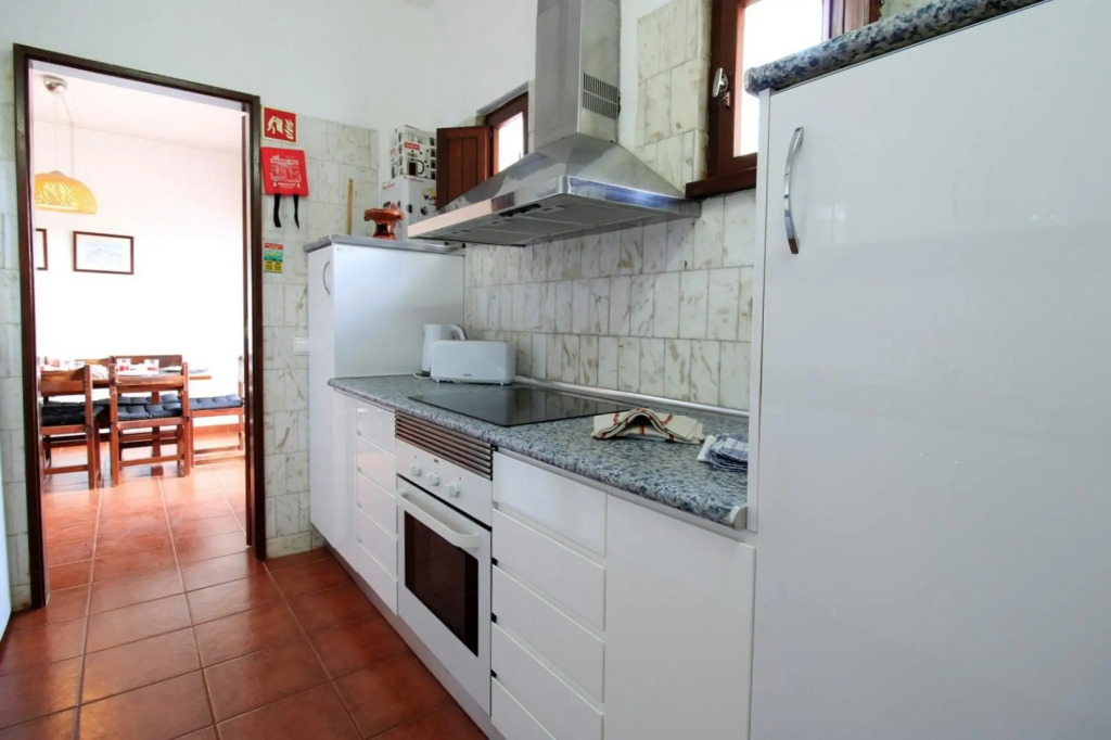 Albufeira Traditional Villa With Pool by Homing