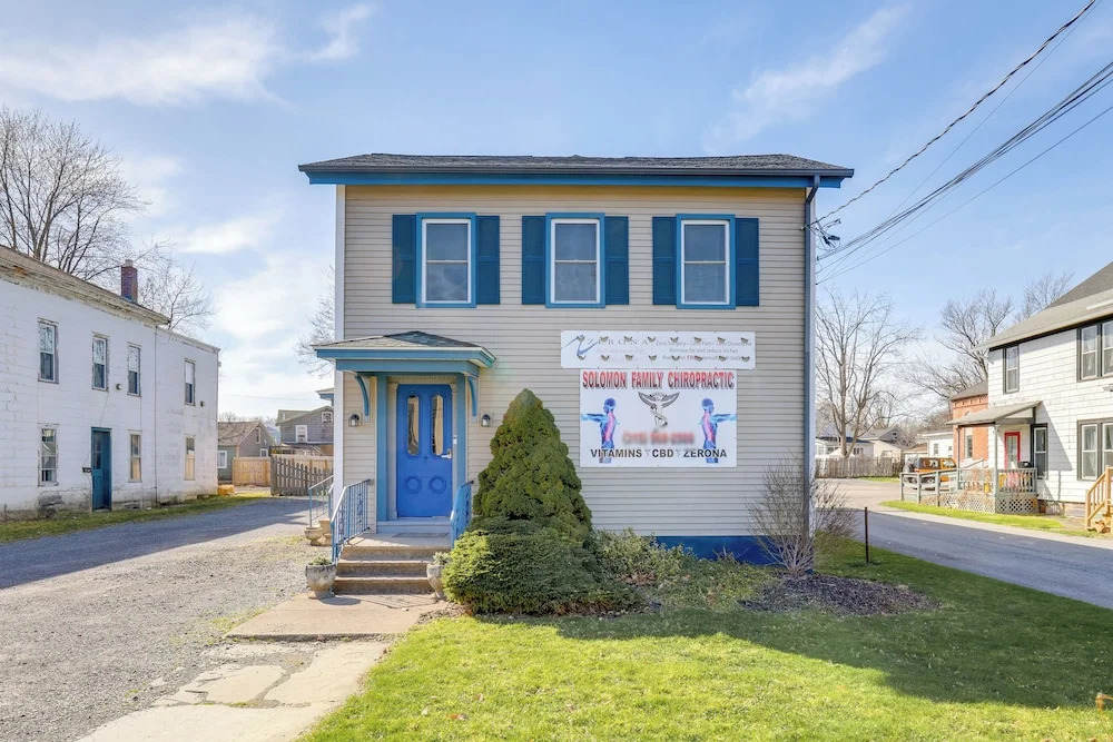 Walkable 2-unit Home Near Dtwn Seneca Falls