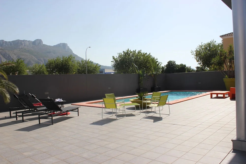 073 Villa Vergel