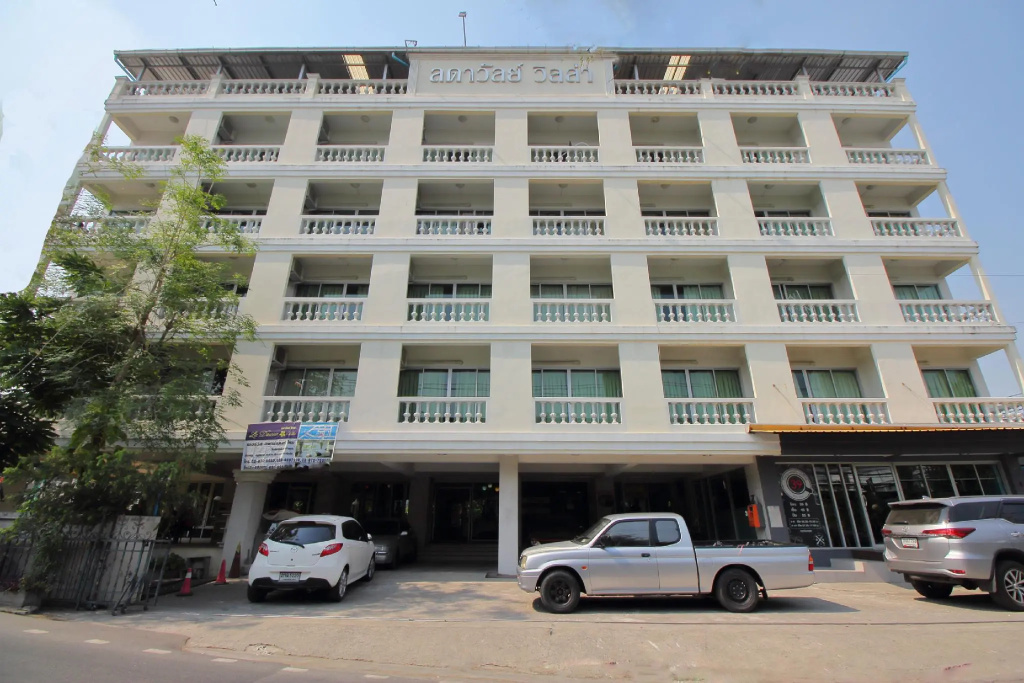 Super OYO 498 Ladawan Villa