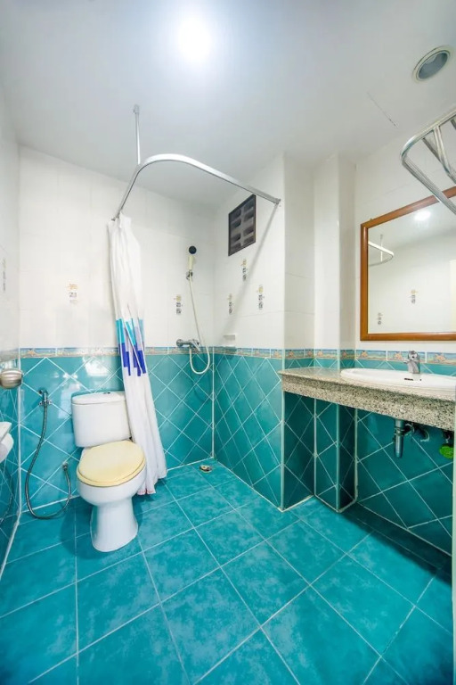 Dee Viking Hotel Patong